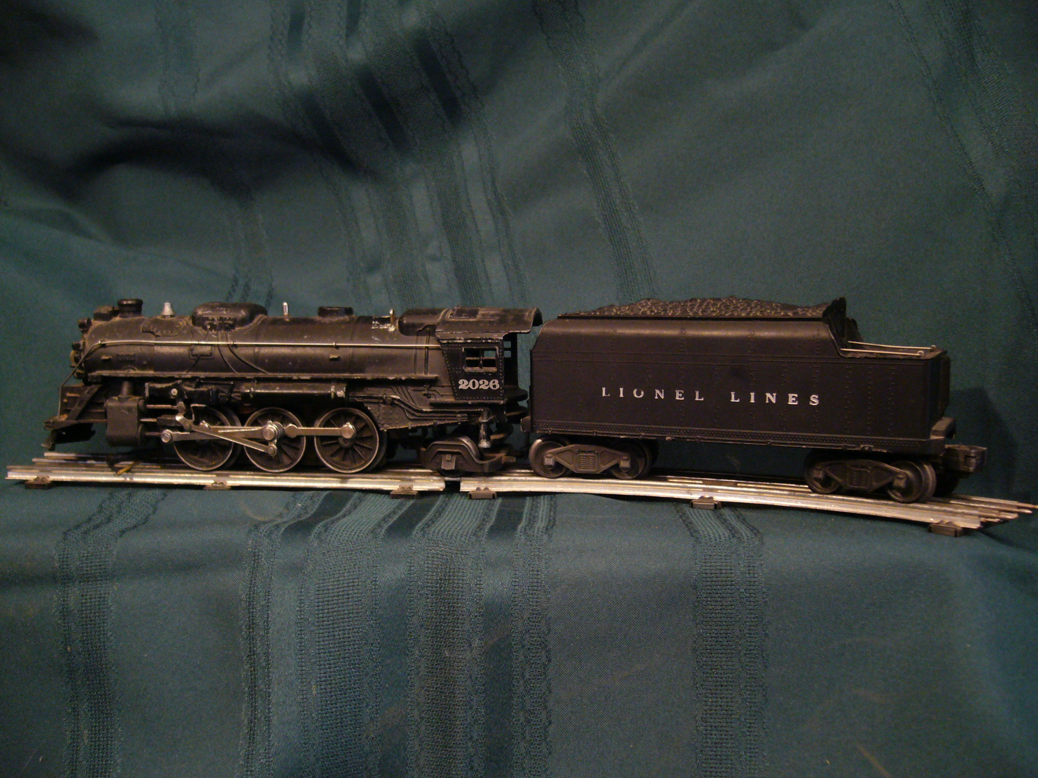 Vintage Lionel steam locomotive 2026
